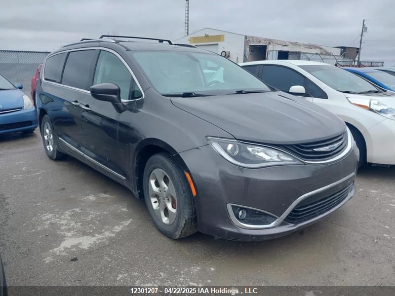 1953年 スペイン エラー 2018 CHRYSLER PACIFICA VAN | 2C4RC1L71JR126856