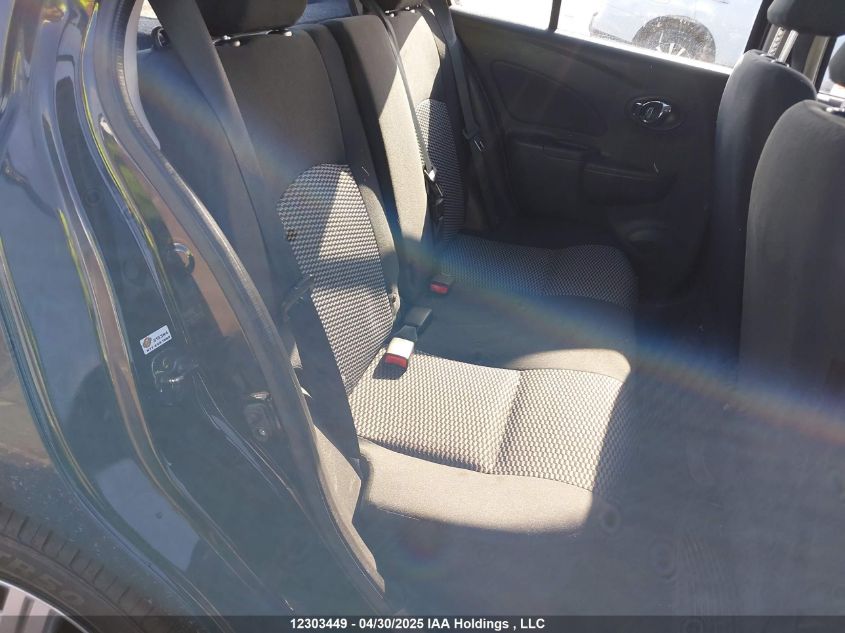 2016 Nissan Micra S/Sr/Sv VIN: 3N1CK3CP3GL264766 Lot: 12303449