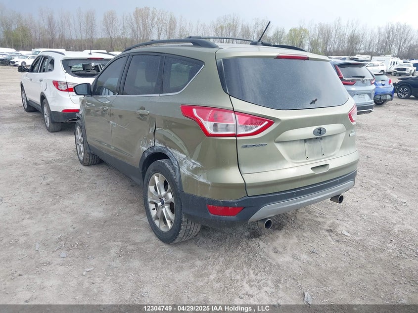 Vin: 1fmcu0h93dud21075, lot: 2674938, ford escape sel 20133