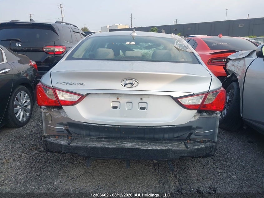 2011 HYUNDAI SONATA SEDAN 2.4L I-4 DI, DOHC, VVT, 198HP
