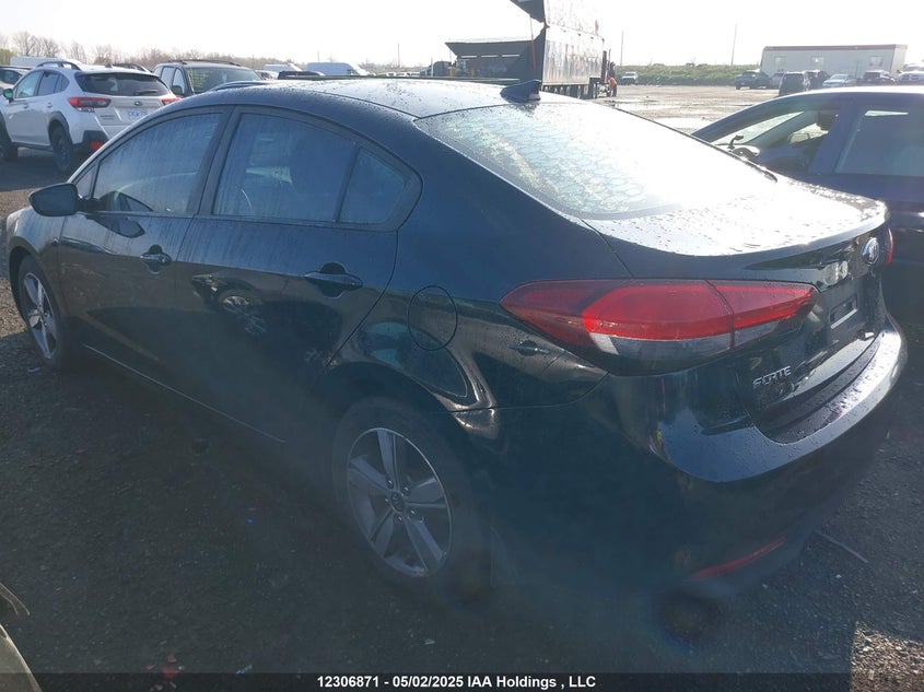 3KPFL4A73JE254198 2018 KIA FORTE photo no. 14