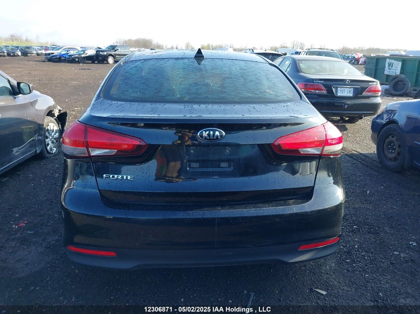 3KPFL4A73JE254198 2018 KIA FORTE photo no. 16