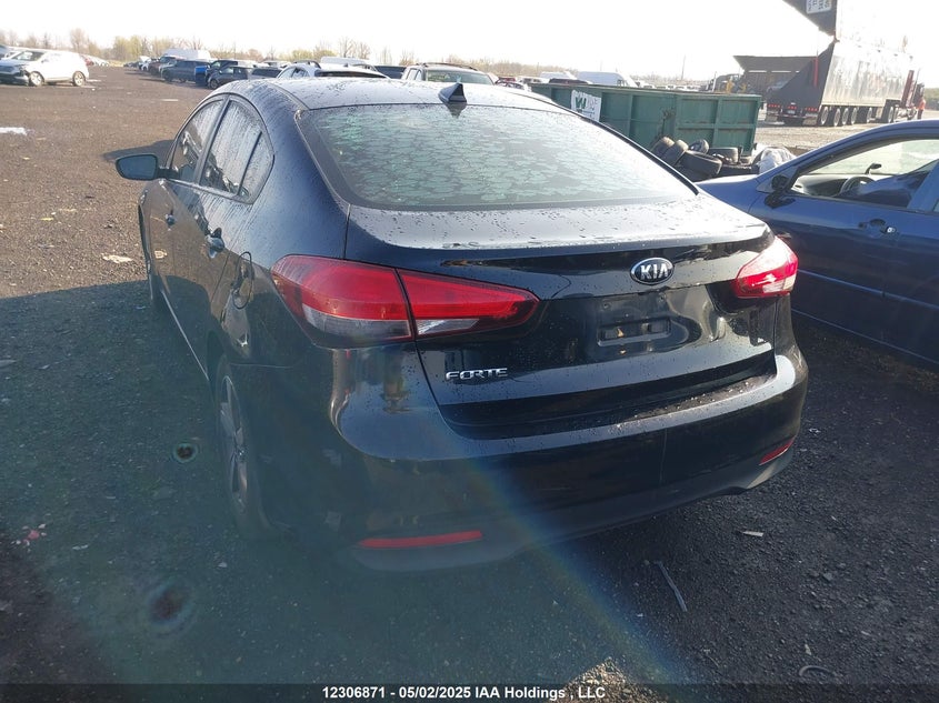 3KPFL4A73JE254198 2018 KIA FORTE photo no. 3