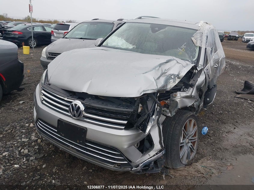 WVGEF9BP8GD005951 2016 VOLKSWAGEN TOUAREG photo no. 2