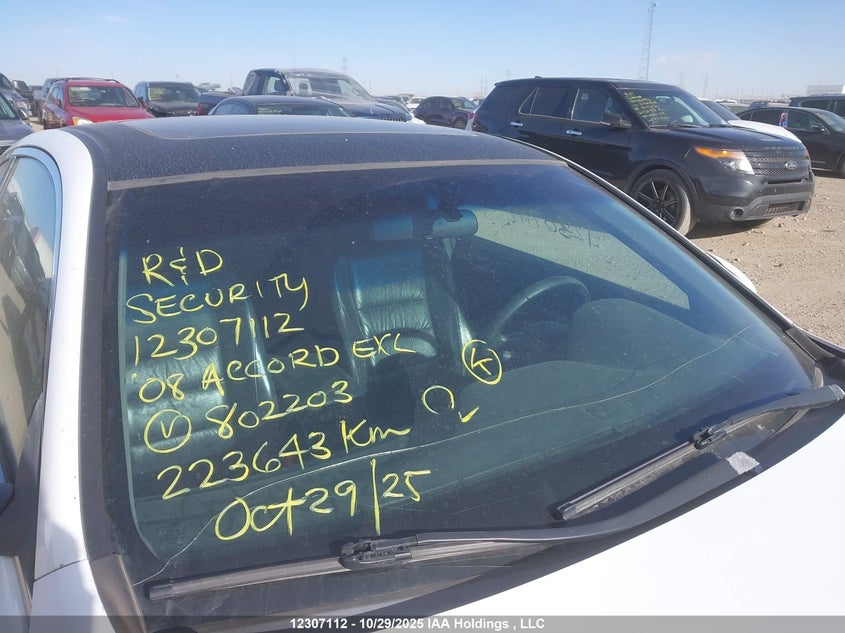 1HGCS22858A802203 2008 HONDA ACCORD photo no. 17