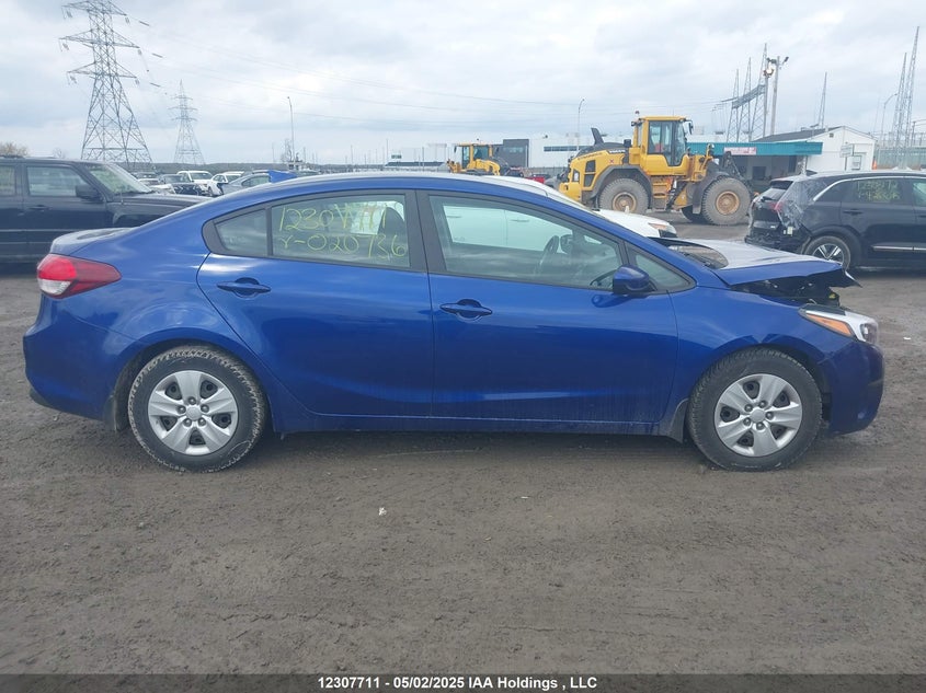 3KPFL4A75HE020736 2017 KIA FORTE photo no. 14