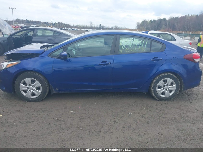 3KPFL4A75HE020736 2017 KIA FORTE photo no. 15