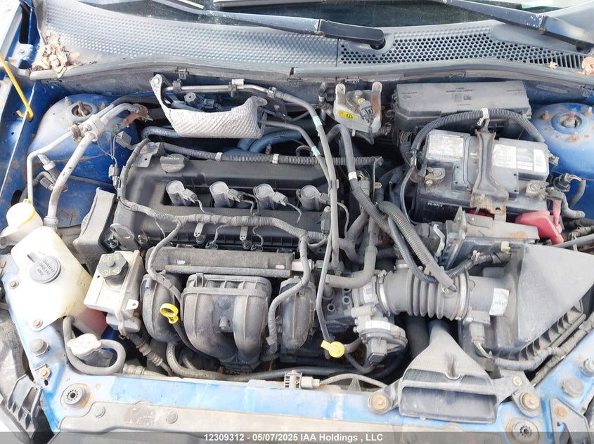 1FAHP3FN2BW155092 2011 FORD FOCUS photo no. 10