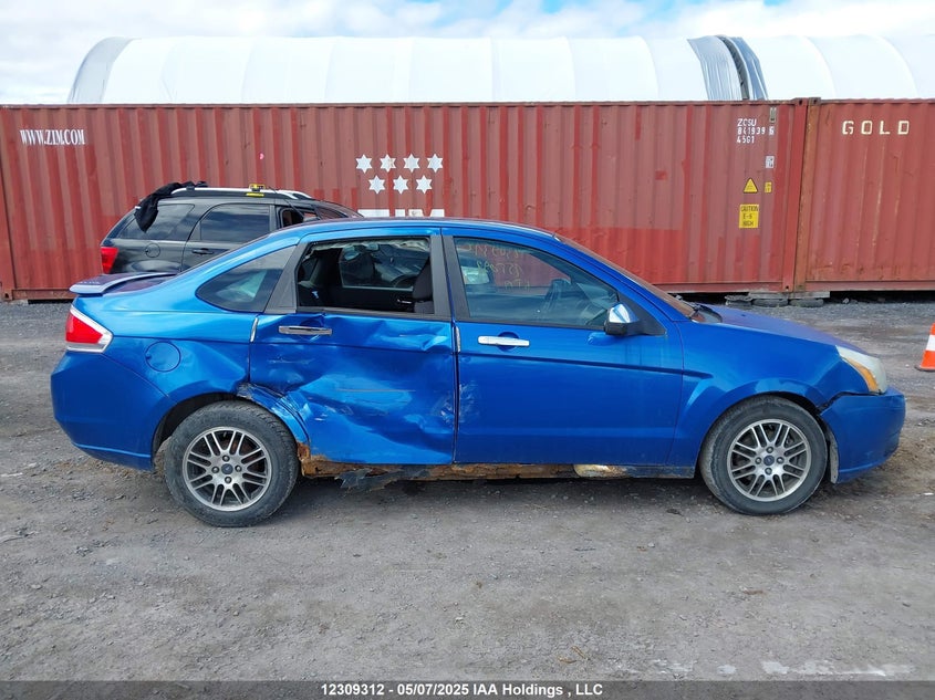 1FAHP3FN2BW155092 2011 FORD FOCUS photo no. 13