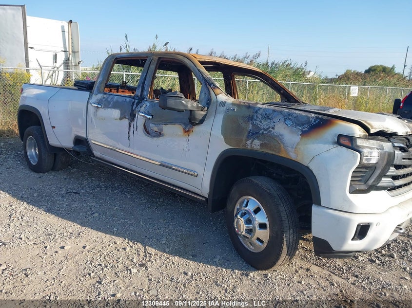 1GC4KVEY5SF127981 CHEVROLET 3500 Photo 1