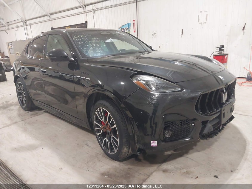 ZN682AVM0P7439374 2023 Maserati Grecale Modena auction photo 1