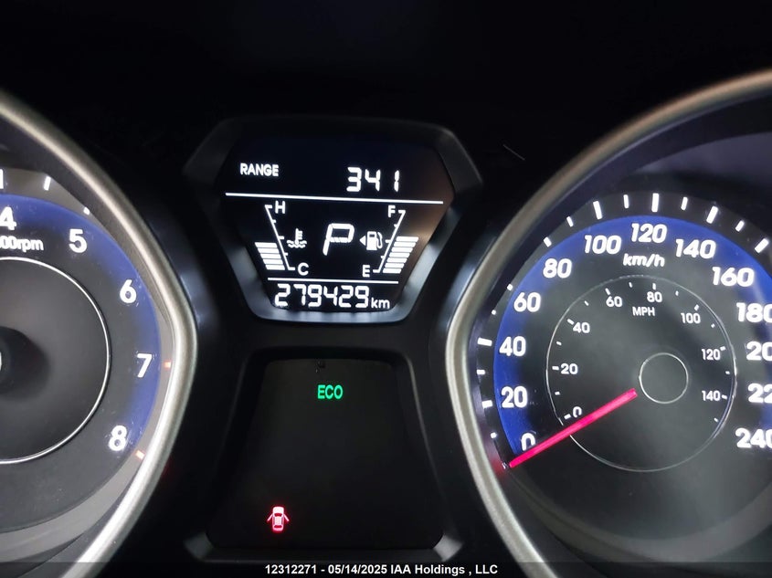 5NPDH4AEXGH737375 2016 HYUNDAI ELANTRA photo no. 15