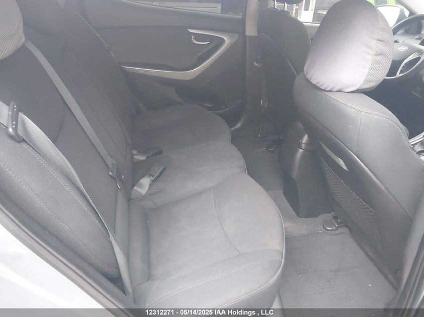 5NPDH4AEXGH737375 2016 HYUNDAI ELANTRA photo no. 8
