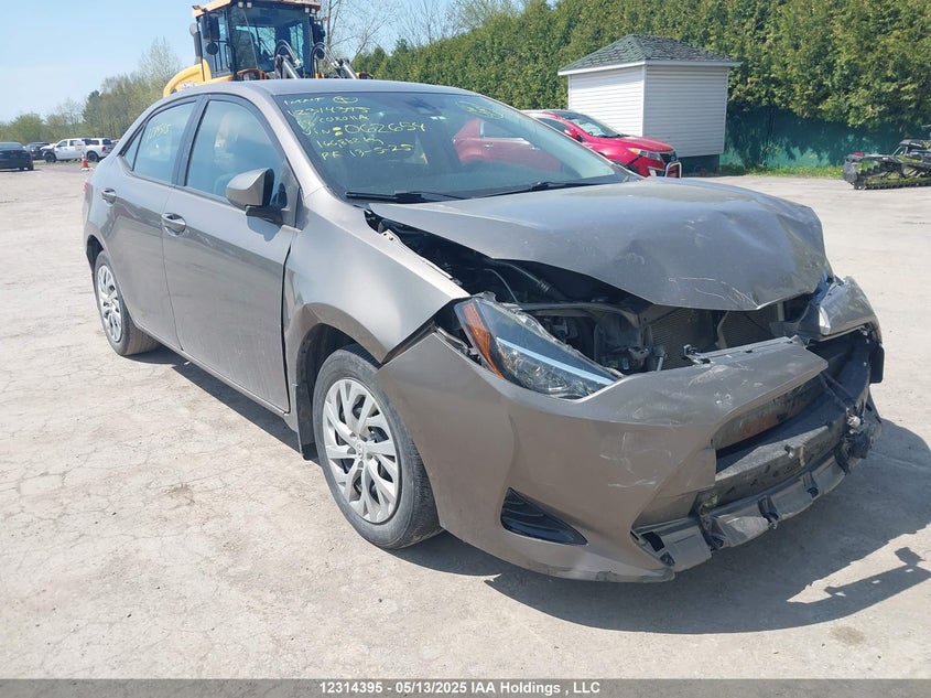 2T1BURHE2JC062654 2018 Toyota Corolla auction photo 1