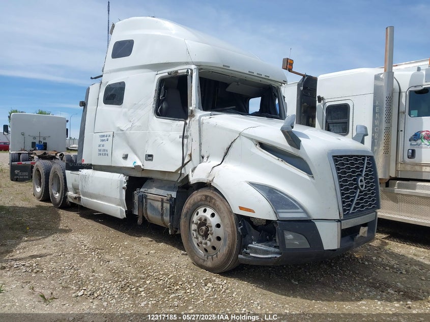 4V4NC9EH7MN272655 2021 Volvo Vn L auction photo 1