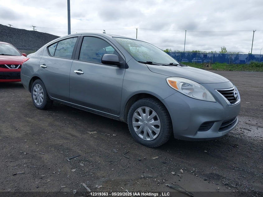 3N1CN7AP5CL807756 2012 Nissan Versa auction photo 1