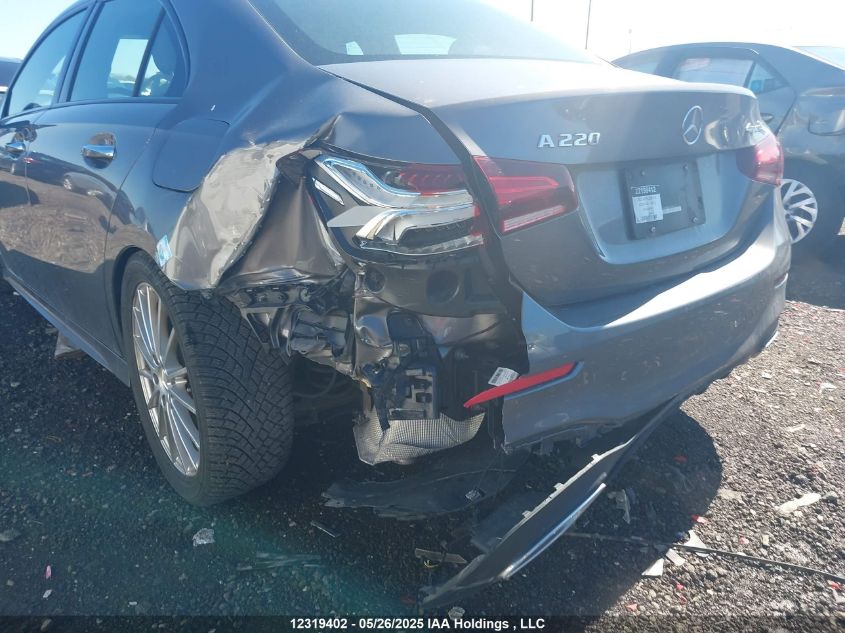 2022 Mercedes-Benz A 220 4Matic VIN: W1K3G4FBXNJ349991 Lot: 12319402