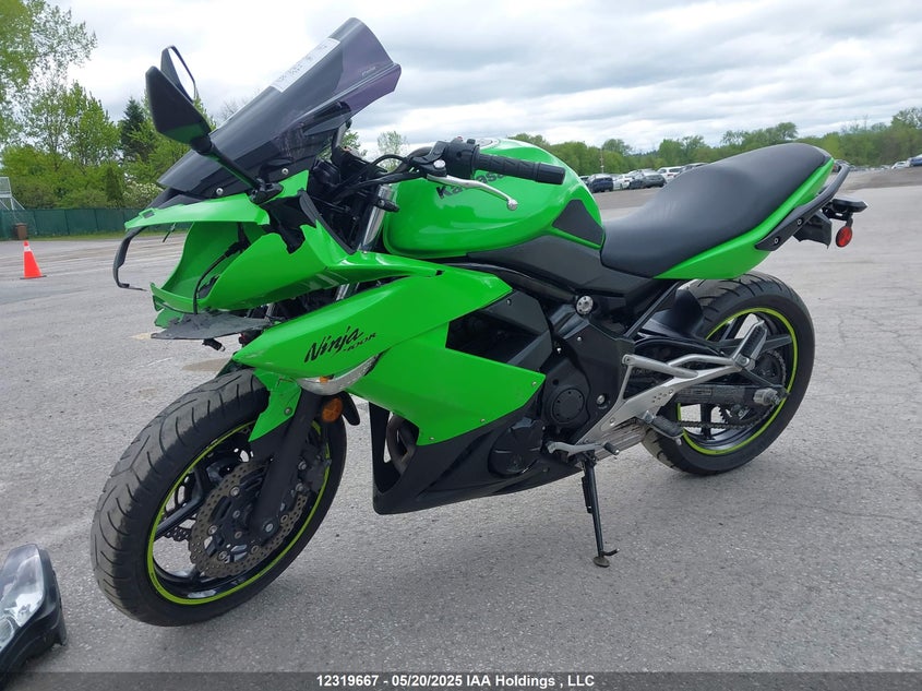 JKAEXKC11BDA01622 2011 KAWASAKI NINJA photo no. 2