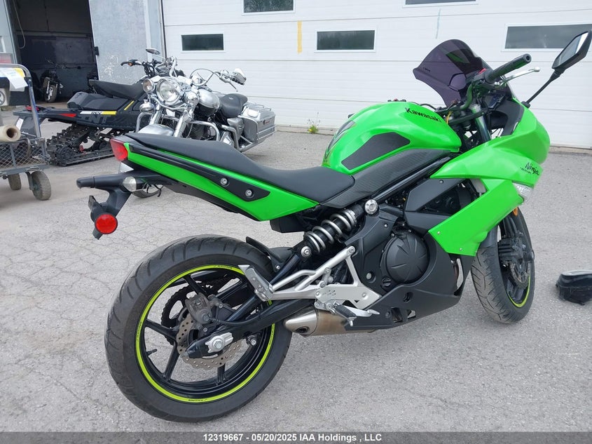 JKAEXKC11BDA01622 2011 KAWASAKI NINJA photo no. 4