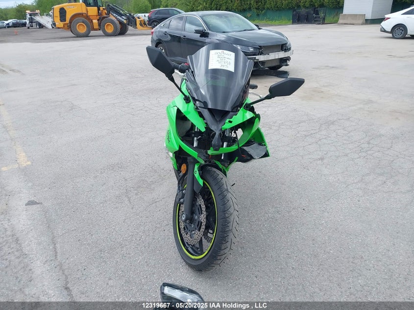 JKAEXKC11BDA01622 2011 KAWASAKI NINJA photo no. 5