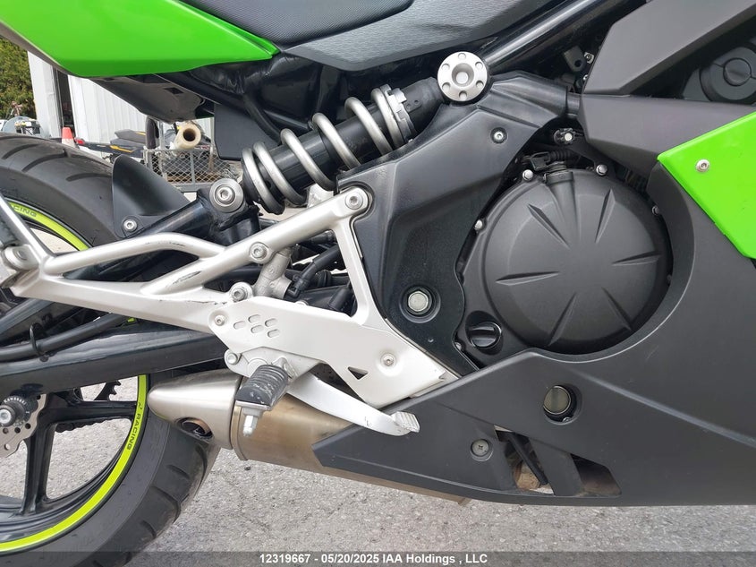 JKAEXKC11BDA01622 2011 KAWASAKI NINJA photo no. 8