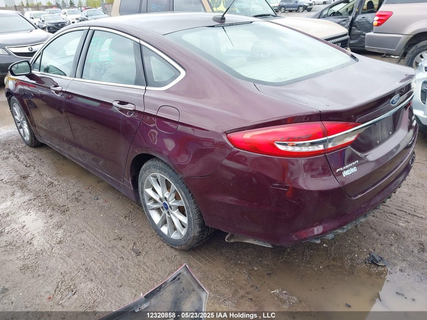3FA6P0HD7HR210609 2017 FORD FUSION photo no. 3