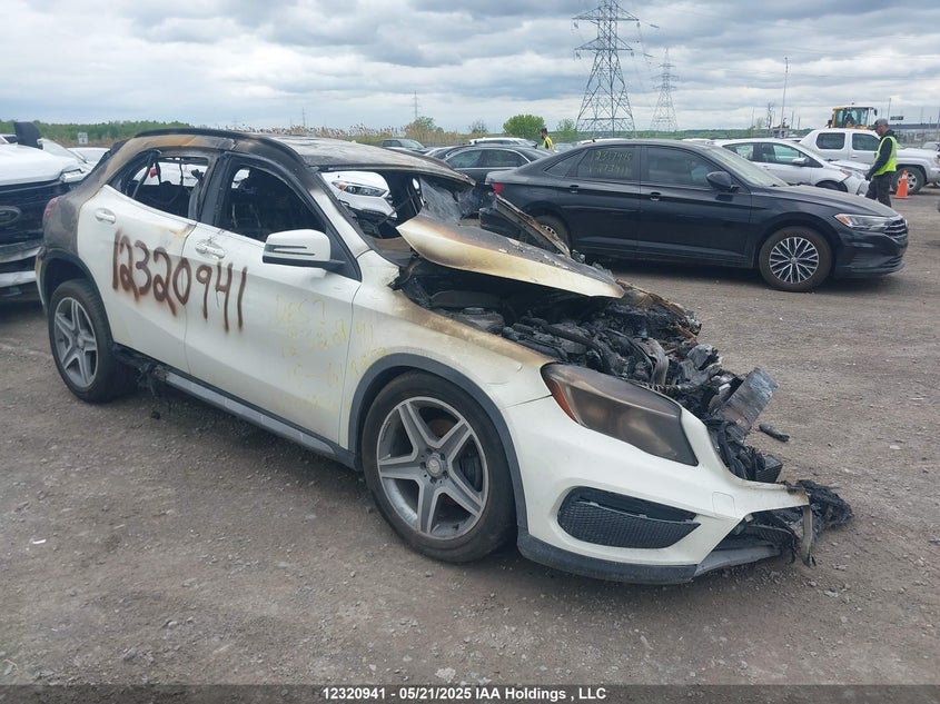 WDCTG4GB7FJ068364 2015 Mercedes-Benz Gla 250 4Matic auction photo 1