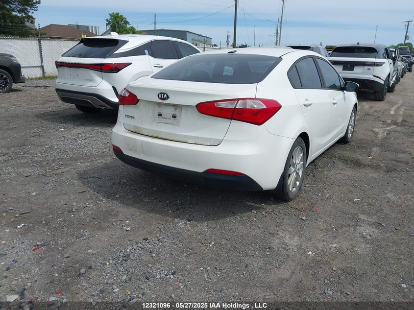 KNAFX4A63F5264645 2015 KIA FORTE photo no. 4