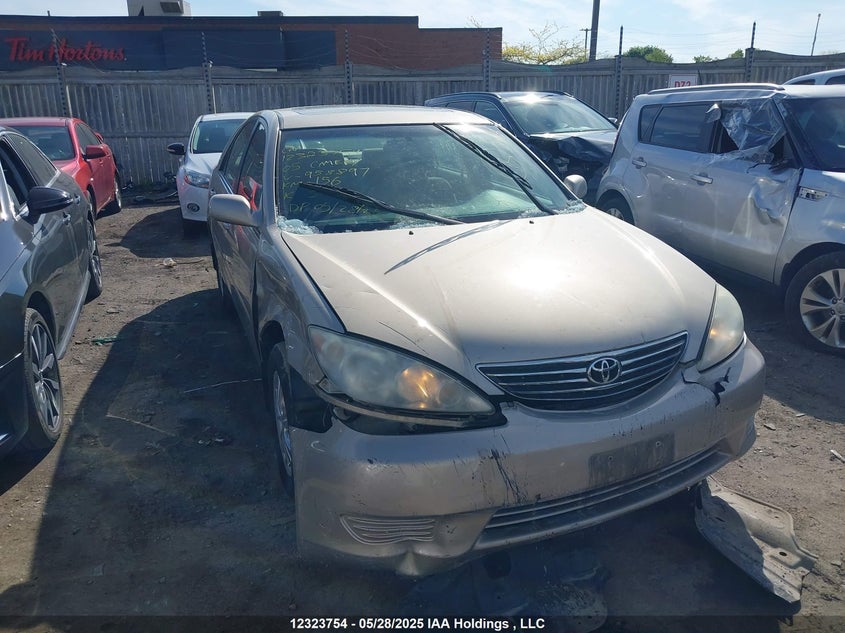 4T1BE32K95U958897 2005 Toyota Camry Le/Xle/Se auction photo 1