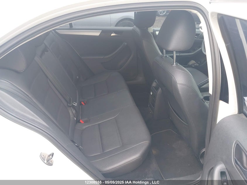 2011 Volkswagen Jetta 2.5L Highline VIN: 3VWLX7AJ7BM333754 Lot: 12308555X