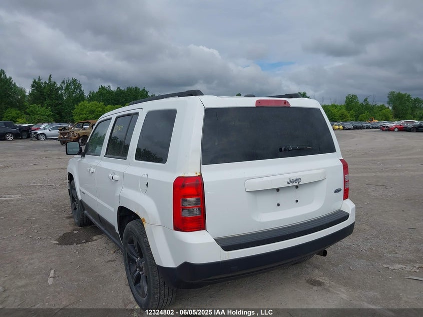 1C4NJPAA1ED662219 2014 JEEP LIBERTY (PATRIOT) photo no. 3