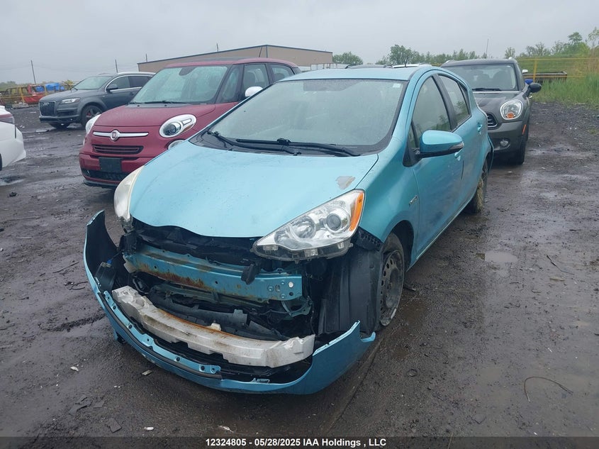 2013 Toyota Prius C Technology VIN: JTDKDTB34D1040488 Lot: 12324805