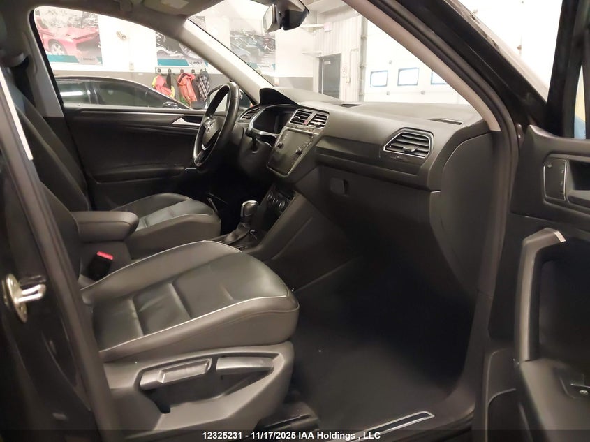 3VV4B7AX6LM056835 2020 VOLKSWAGEN TIGUAN photo no. 5