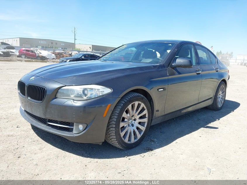 Vin: wbafu9c55bc278174, lot: 2698076, bmw 550 xi 20112