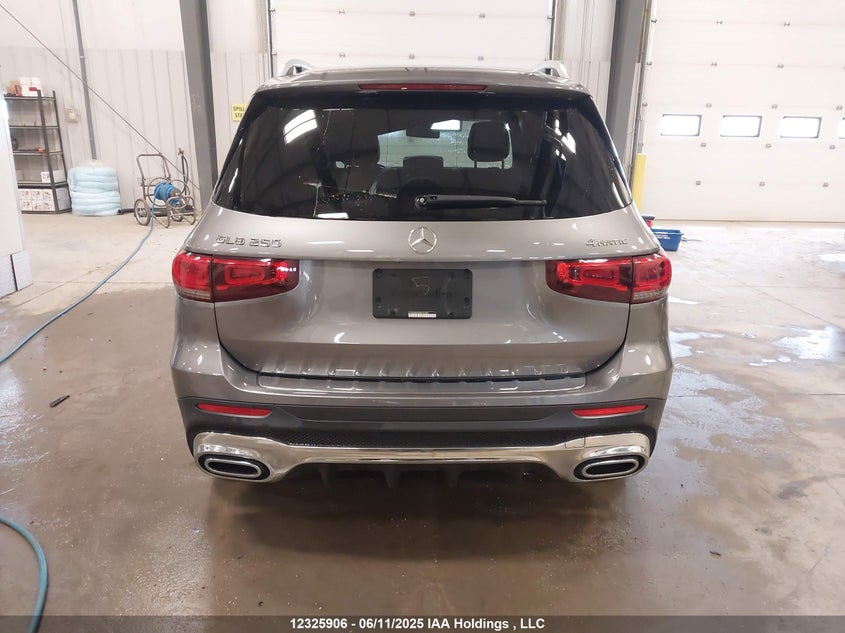 Auction sale of the 2021 MERCEDES BENZ GLB 250 , vin: W1N4M4HB3MW157987, lot number: 12325906