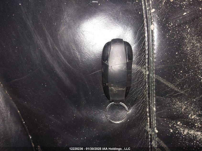 2015 Tesla Model S 70D/85D/P85D VIN: 5YJSA1H25FFP74837 Lot: 12220236X