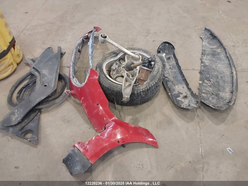 2015 Tesla Model S 70D/85D/P85D VIN: 5YJSA1H25FFP74837 Lot: 12220236X