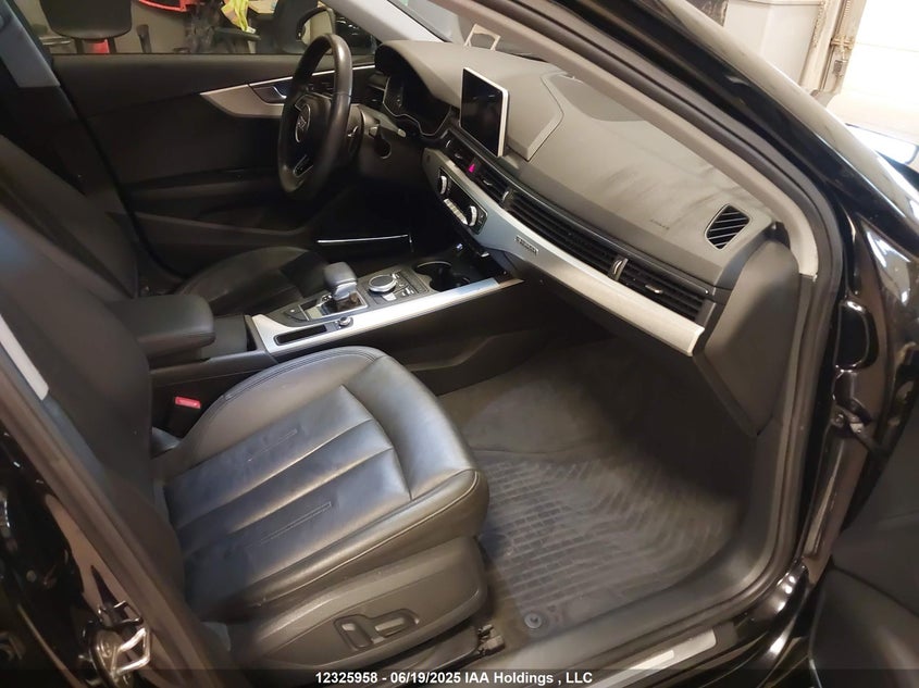 2017 Audi A4 Technik VIN: WAUCNAF4XHN051788 Lot: 12325958