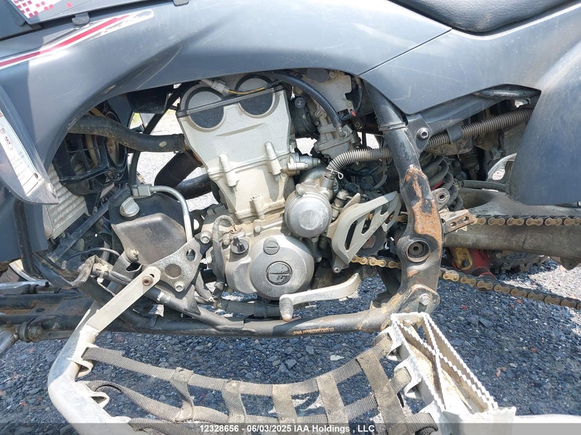 2005 Yamaha Yfz450 R VIN: JY4AJ11W85C008510 Lot: 12328656