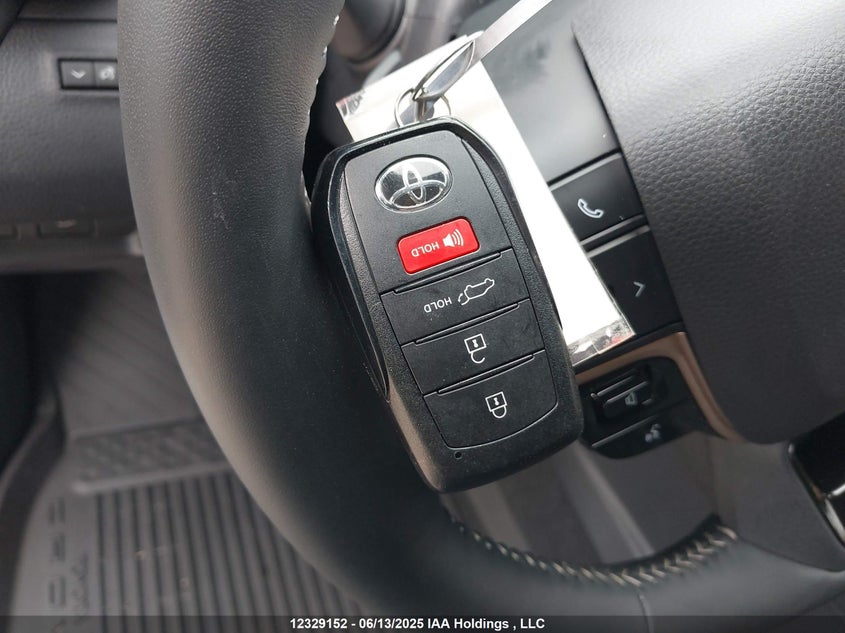 2025 Toyota Crown Signia Limited VIN: JTDACAAJ4S3018818 Lot: 12329152