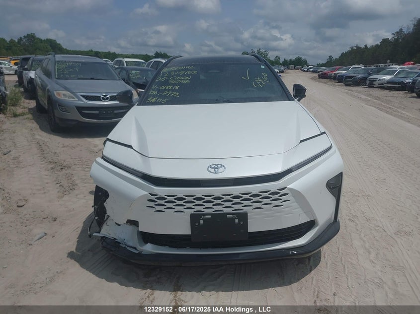 2025 Toyota Crown Signia Limited VIN: JTDACAAJ4S3018818 Lot: 12329152