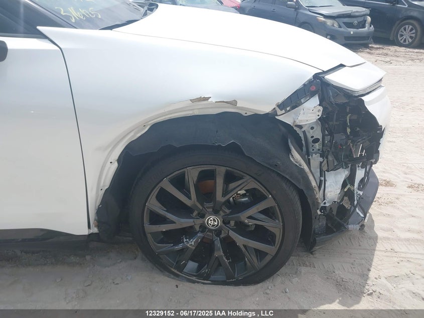 2025 Toyota Crown Signia Limited VIN: JTDACAAJ4S3018818 Lot: 12329152