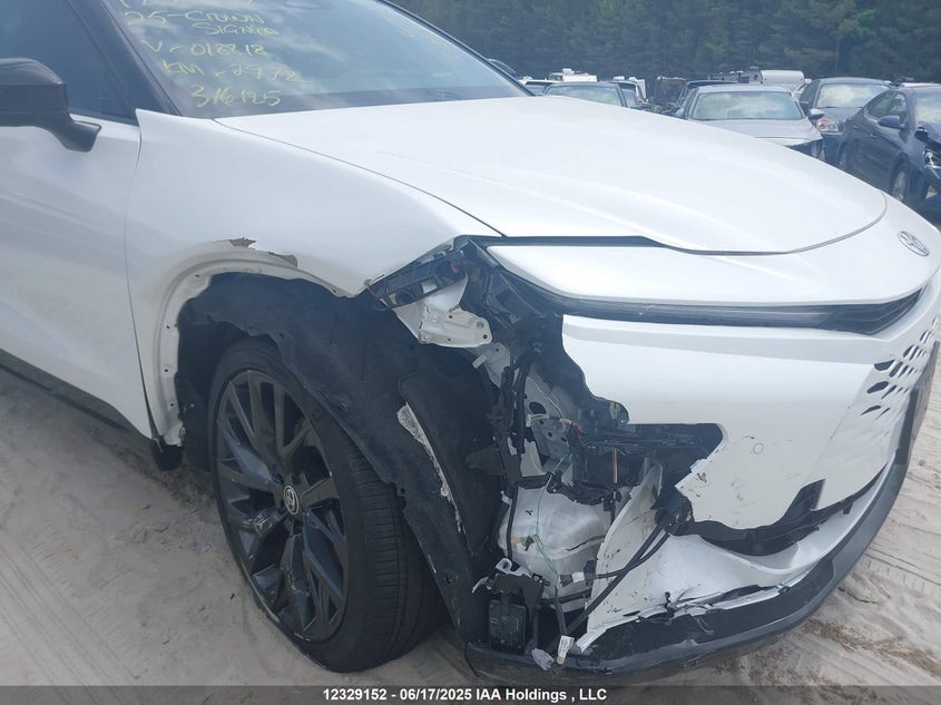 2025 Toyota Crown Signia Limited VIN: JTDACAAJ4S3018818 Lot: 12329152