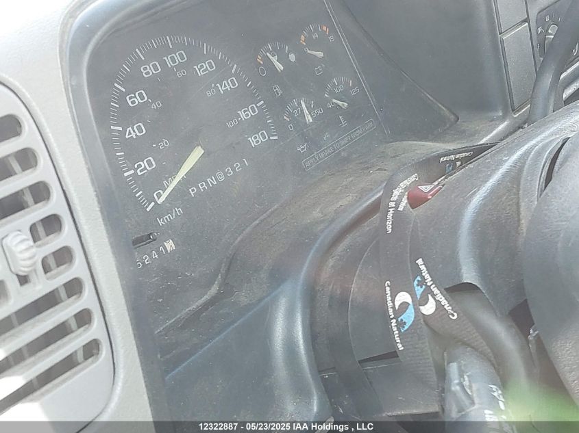 1997 GMC Suburban 1500 Sl VIN: 1GKEC16R9VJ745229 Lot: 12322887X