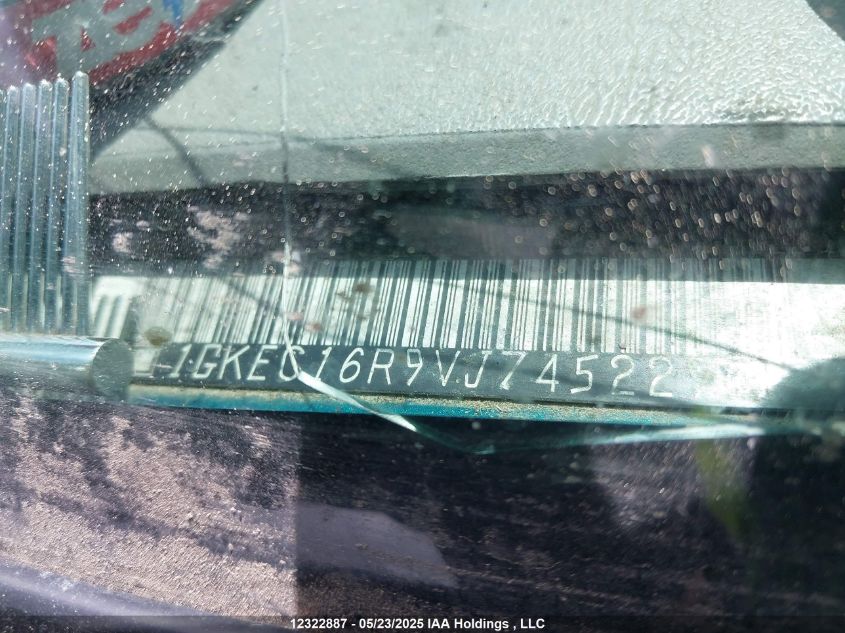 1997 GMC Suburban 1500 Sl VIN: 1GKEC16R9VJ745229 Lot: 12322887X