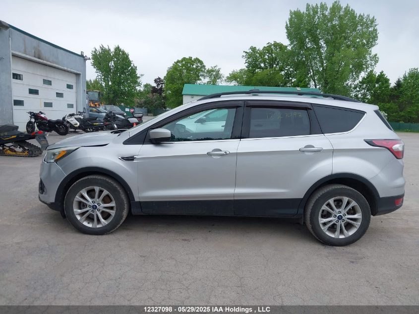 2017 Ford Escape Se VIN: 1FMCU9GD4HUB32029 Lot: 12327098X