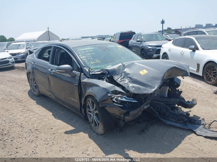 3FA6P0RU2KR211642 2019 Ford Fusion Hybrid Titanium auction photo 1