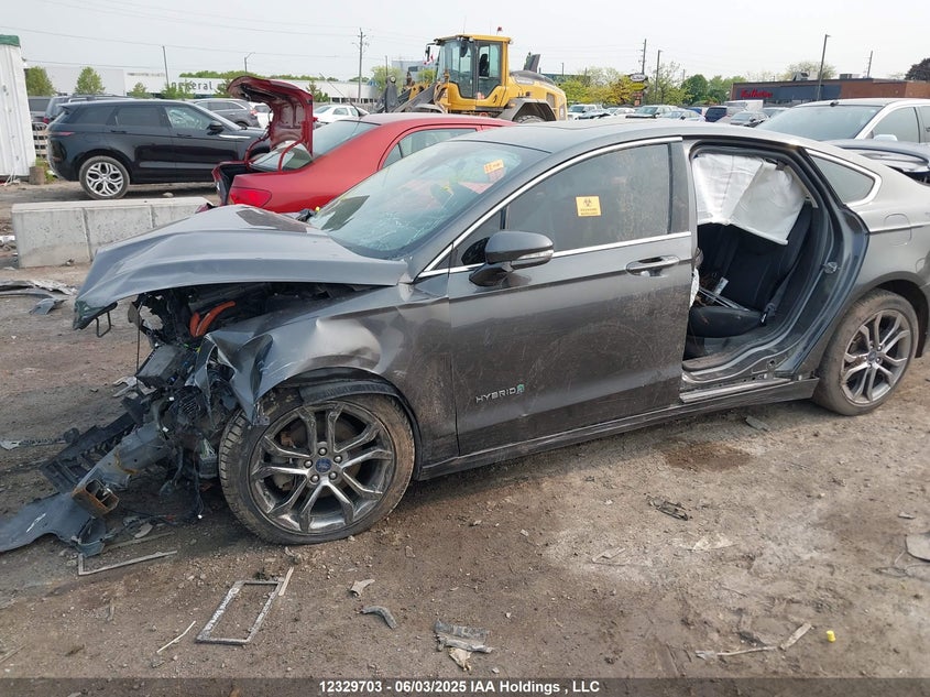 2019 Ford Fusion Hybrid Titanium VIN: 3FA6P0RU2KR211642 Lot: 12329703