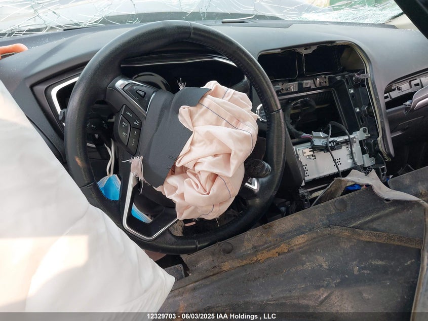 2019 Ford Fusion Hybrid Titanium VIN: 3FA6P0RU2KR211642 Lot: 12329703