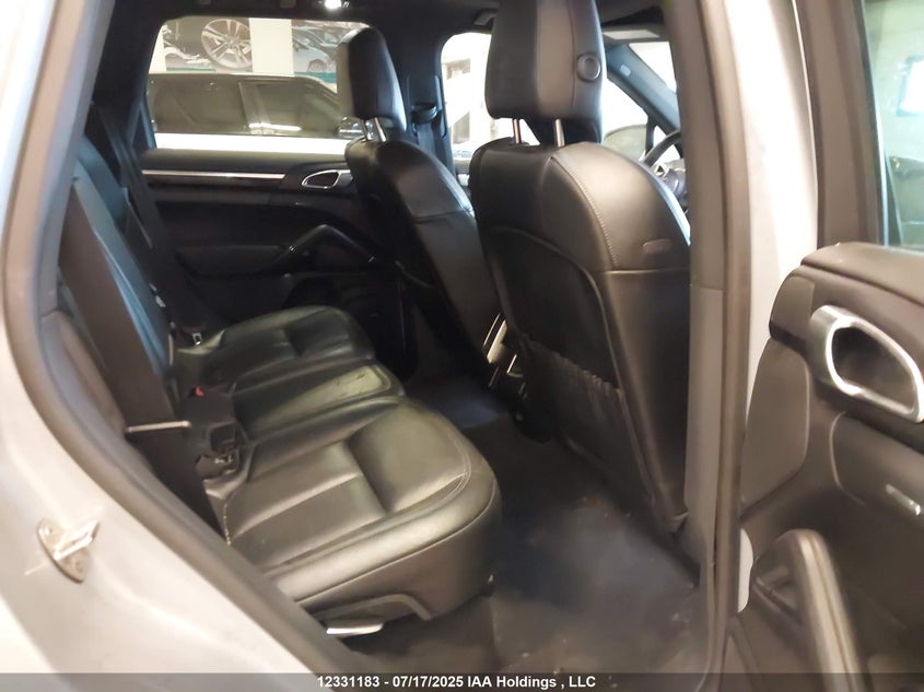 2017 Porsche Cayenne VIN: WP1AA2A21HKA90352 Lot: 12331183